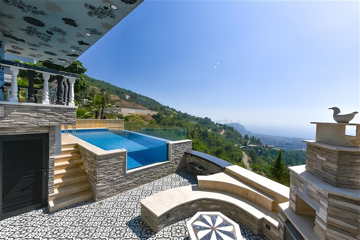 Furnished 3+2 villa in Bektash area