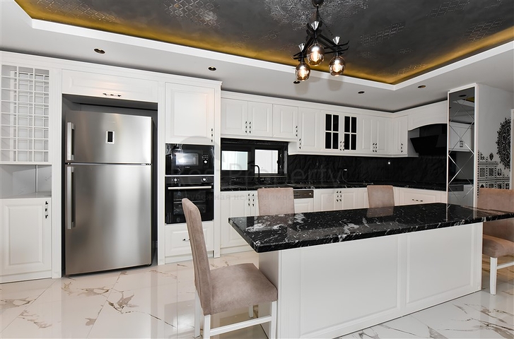 Furnished 3+2 villa in Bektash area