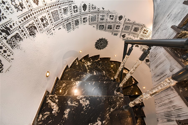 Furnished 3+2 villa in Bektash area