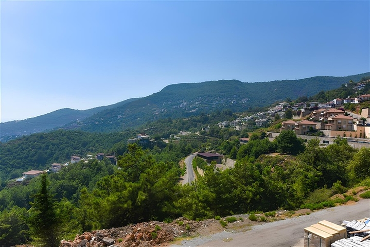 Furnished 3+2 villa in Bektash area