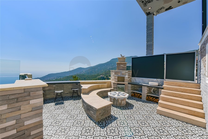 Furnished 3+2 villa in Bektash area