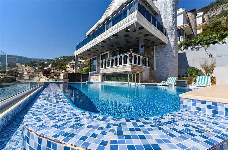 Furnished 3+2 villa in Bektash area