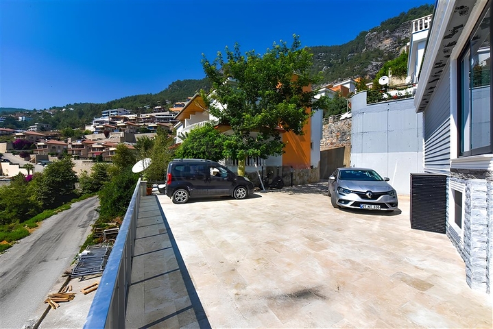 Furnished 3+2 villa in Bektash area