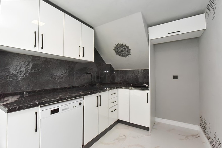 Furnished 3+2 villa in Bektash area