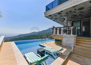 Furnished 3+2 villa in Bektash area