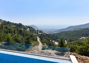 Furnished 3+2 villa in Bektash area