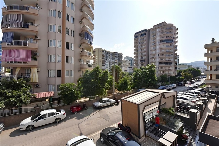One-bedroom apartment 500 meters from the sea