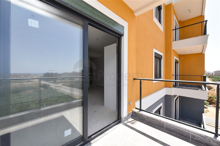 1+1 apartment in a new building in Mahmutlar district