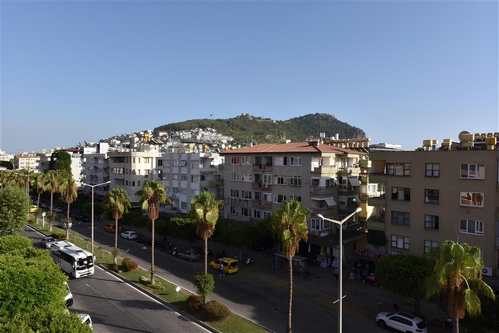 Spacious apartment in the center of Alanya, Cleopatra beach
