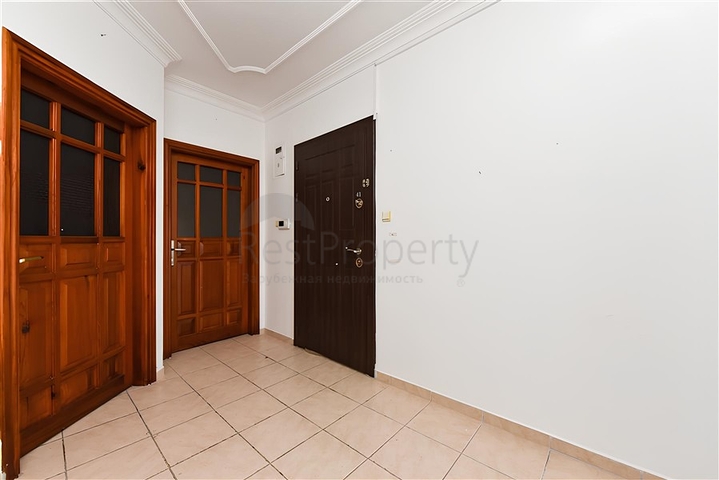 Spacious 3+1 apartment in the center of Alanya