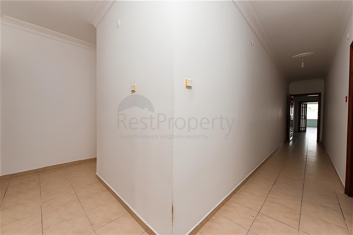 Spacious 3+1 apartment in the center of Alanya