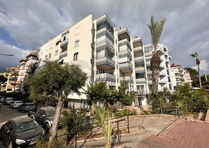 Spacious 3+1 apartment in the center of Alanya