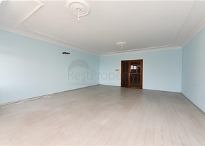 Spacious 3+1 apartment in the center of Alanya