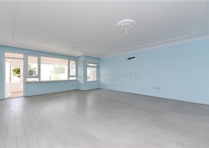 Spacious 3+1 apartment in the center of Alanya