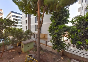 Spacious 3+1 apartment in the center of Alanya