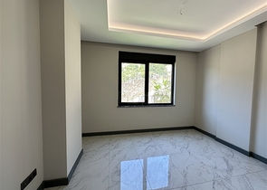 Five-room duplex for citizenship with direct sea and mountain views