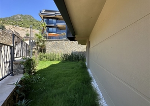 Five-room duplex for citizenship with direct sea and mountain views