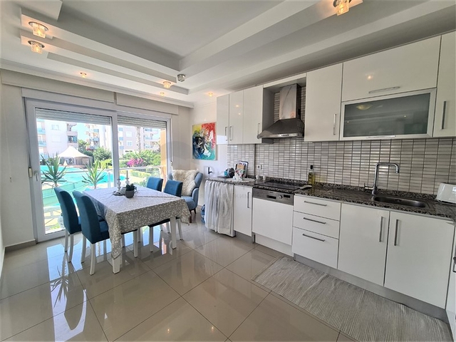 A 2+1 apartment in the Kestel area, just 50 m from the sea