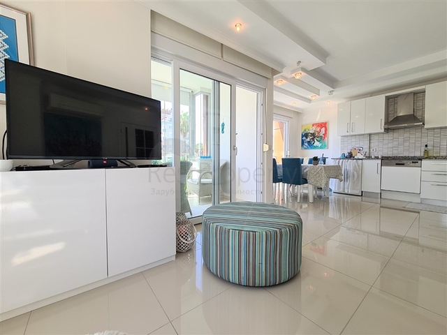 A 2+1 apartment in the Kestel area, just 50 m from the sea