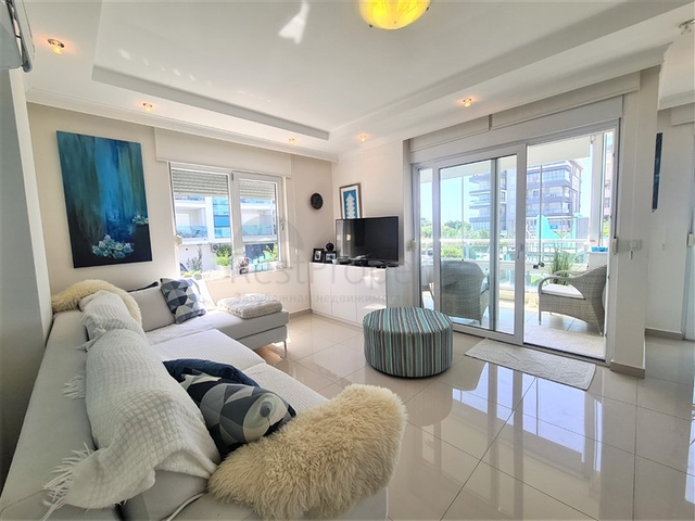 A 2+1 apartment in the Kestel area, just 50 m from the sea