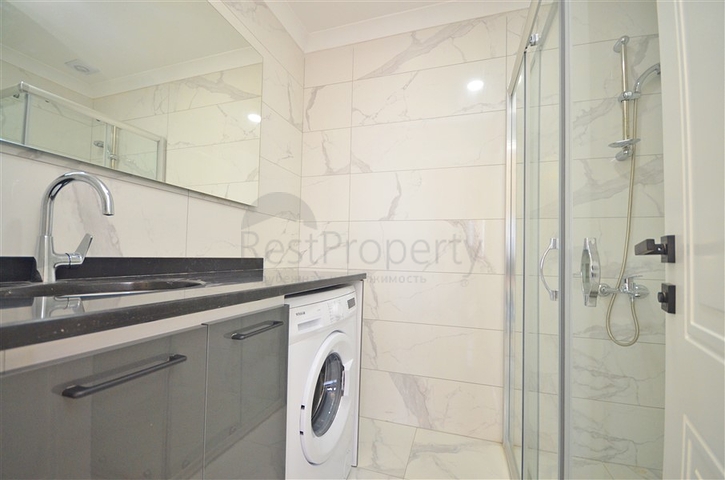 Apartments with sea view in a new complex in Avsallar district