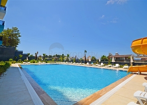 Apartments with sea view in a new complex in Avsallar district