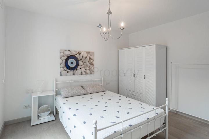 Modern villas with private pools in Yalikavak 