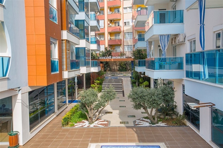 Furnished 2+1 apartment in Mahmutlar district