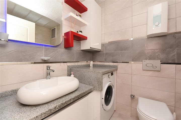 Furnished 2+1 apartment in Mahmutlar district