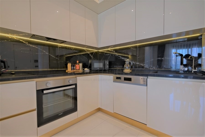 1+1 apartment in an elite residential complex in the Oba area, which is open for residence permits