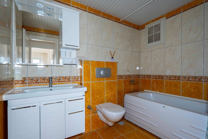 2+1 apartment in the central area of Oba