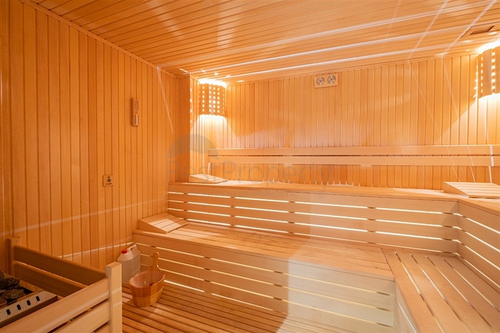 Excellent apartment for permanent residence of a friendly family