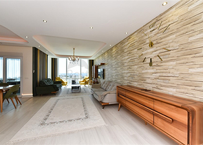 Furnished 4+1 penthouse with sea view in Mahmutlar