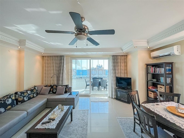 Apartment 2+1 with sea view