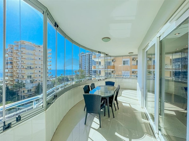 Apartment 2+1 with sea view