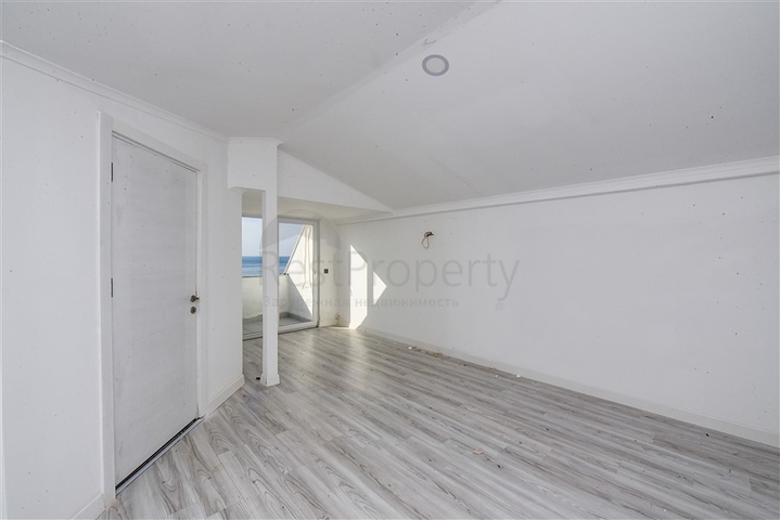 Duplex 3+1 in a low-rise residential complex 150 m from the sea Duplex 3+1 in a low-rise residential complex 150 m from the sea