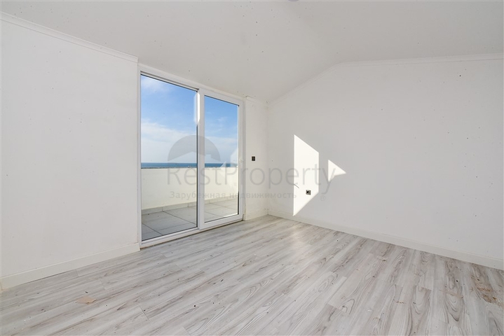 Duplex 3+1 in a low-rise residential complex 150 m from the sea Duplex 3+1 in a low-rise residential complex 150 m from the sea