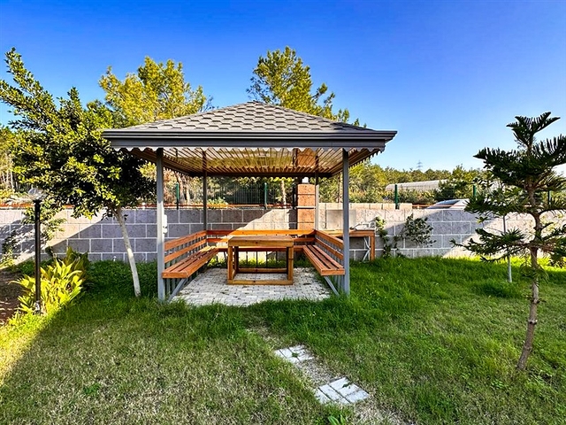 Duplex 3+1 in a low-rise residential complex 150 m from the sea Duplex 3+1 in a low-rise residential complex 150 m from the sea