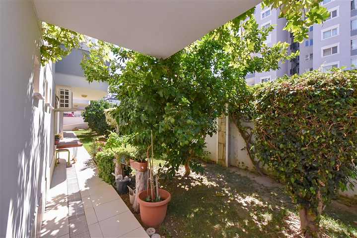 Two-bedroom apartment in the very center of Mahmutlar