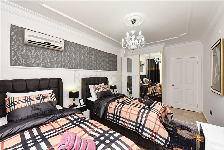 Two-bedroom apartment in the very center of Mahmutlar