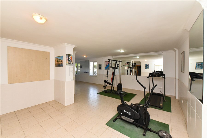 Two-bedroom apartment in the very center of Mahmutlar