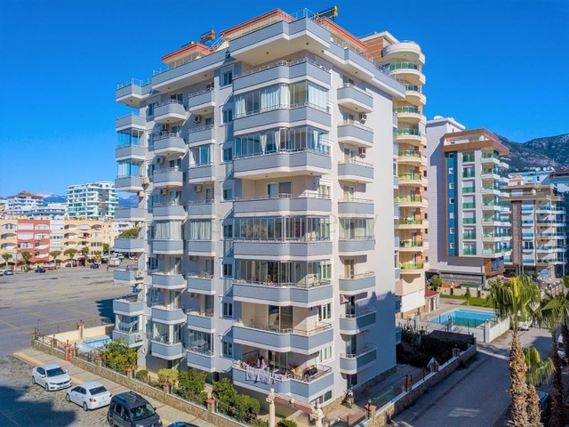 Two-bedroom apartment in the very center of Mahmutlar