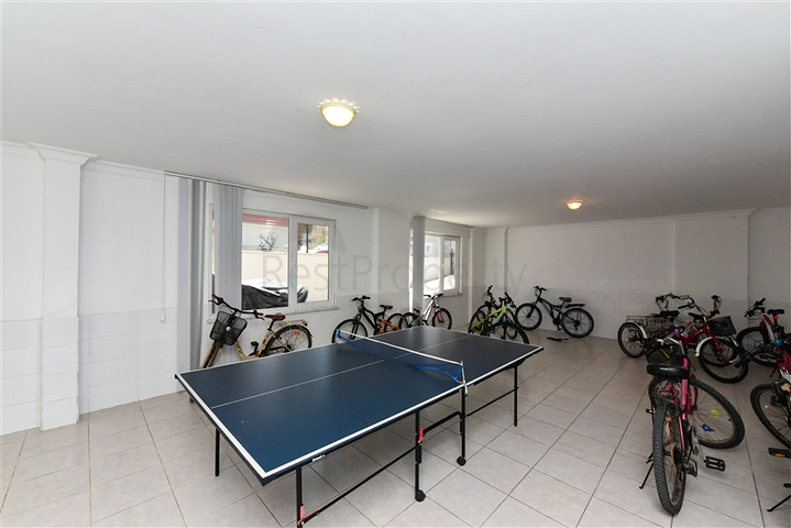 Two-bedroom apartment in the very center of Mahmutlar