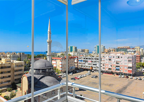 Two-bedroom apartment in the very center of Mahmutlar