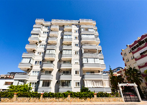 Two-bedroom apartment in the very center of Mahmutlar