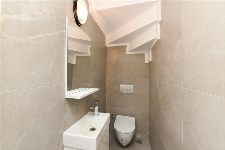3+1 penthouse with open mountain view in Kargicak area 3+1 penthouse with open mountain view in Kargicak area
