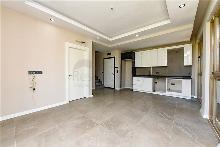 3+1 penthouse in a new complex in Kargicak district 3+1 penthouse in a new complex in Kargicak district
