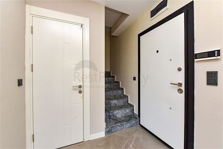 3+1 penthouse in a new complex in Kargicak district 3+1 penthouse in a new complex in Kargicak district