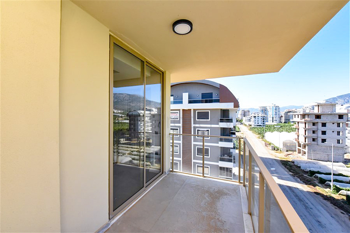 3+1 penthouse in a new complex in Kargicak district 3+1 penthouse in a new complex in Kargicak district