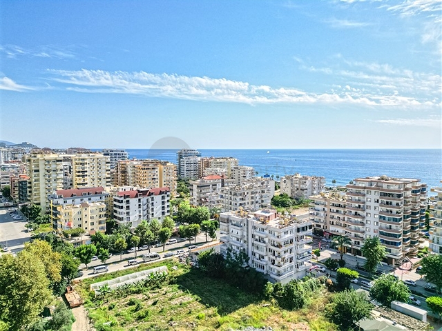 Penhouse with sea view in Mahmutlar area